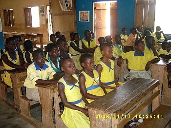 Schulkinder im Klassenzimmer