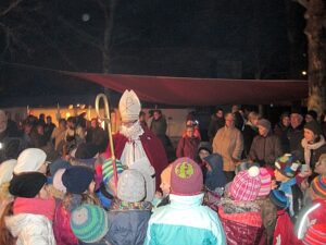 Nikolaus am Glühweintreff