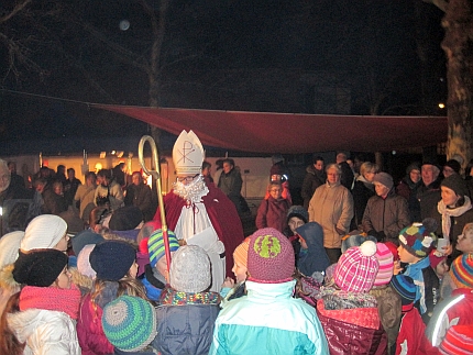 Nikolaus am Glühweintreff