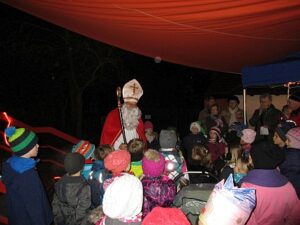 Gluehweintreff15-04