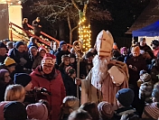 Gluehweintreff2024 01